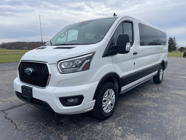 Used 2023 Ford Transit 350 XLT image 7