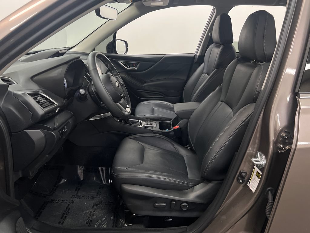 Used 2024 Subaru Forester Touring w/ POP Package 3 AWD/4WD image 12