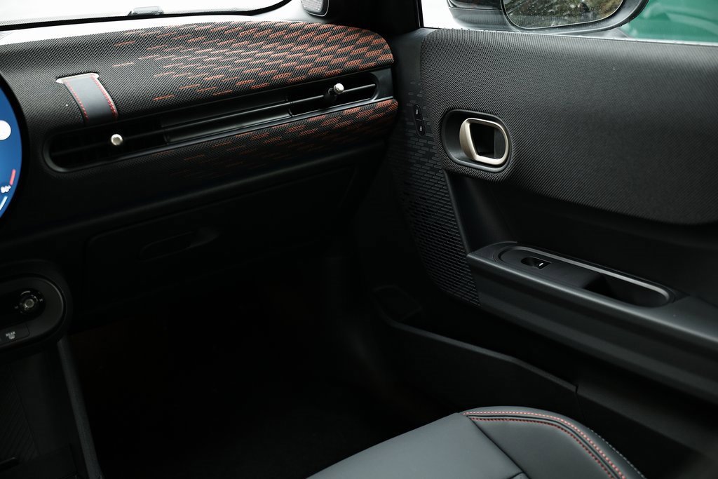 New 2026 MINI Cooper S image 28