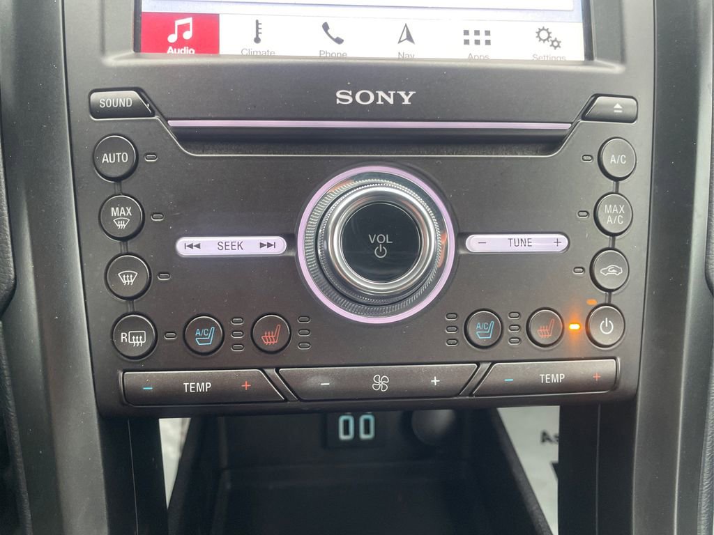 Used 2019 Ford Fusion Titanium image 35