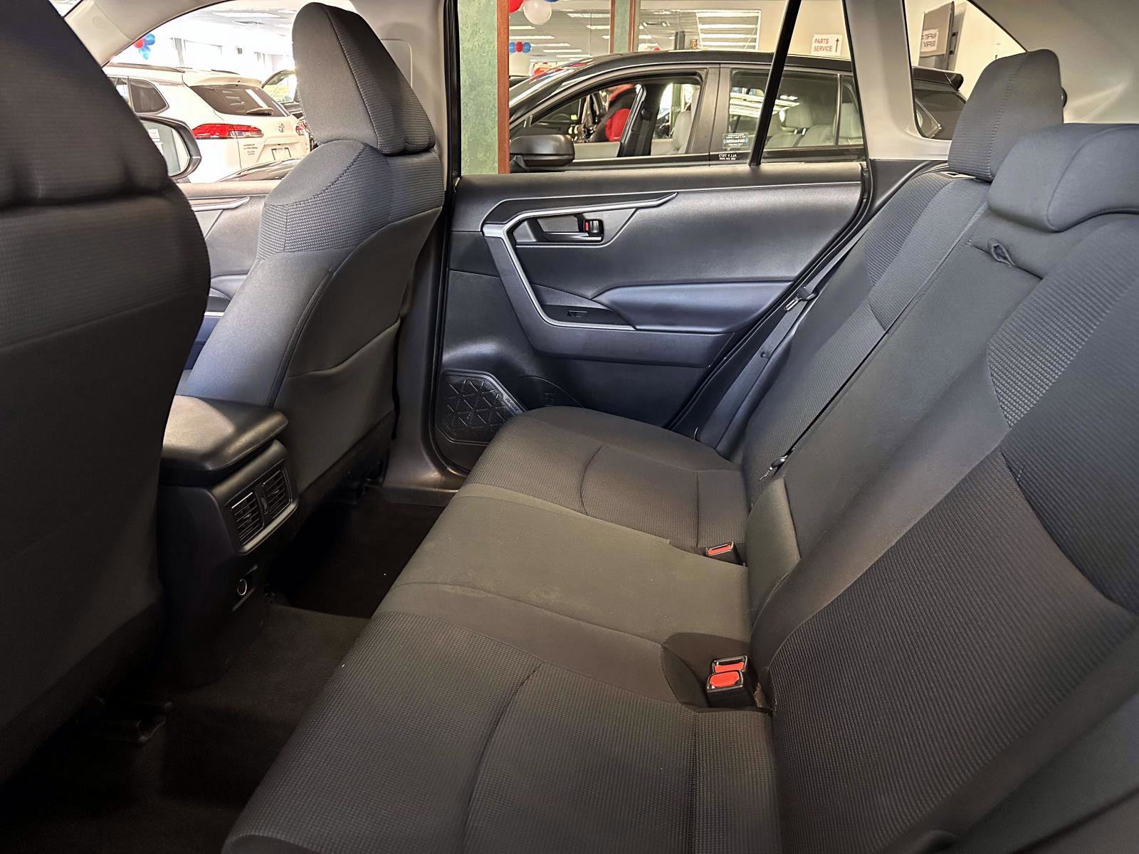 Used 2023 Toyota RAV4 LE AWD/4WD image 13