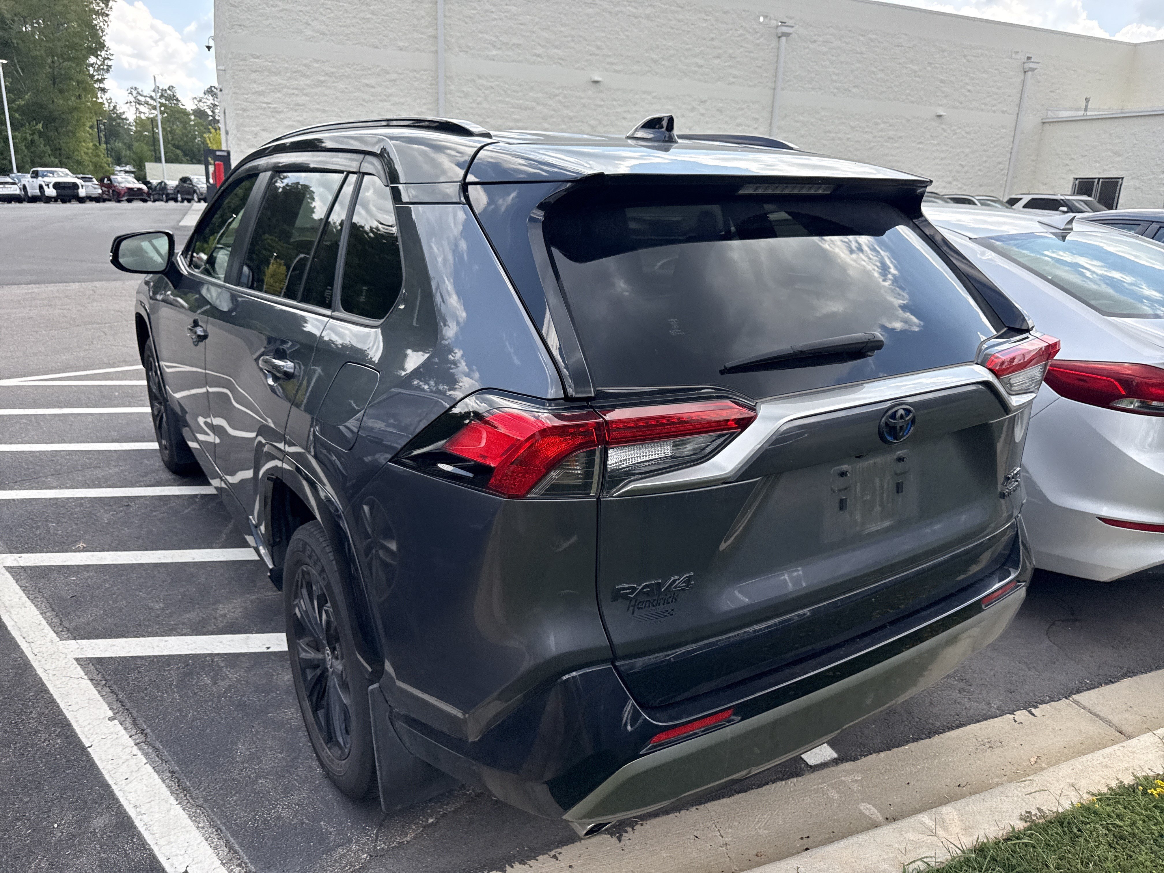 Used 2024 Toyota RAV4 XSE AWD/4WD image 44