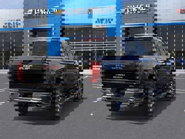 New 2026 GMC Sierra 1500 SLT image 4