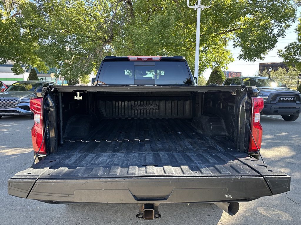 Used 2023 Chevrolet Silverado 3500 High Country AWD/4WD image 26