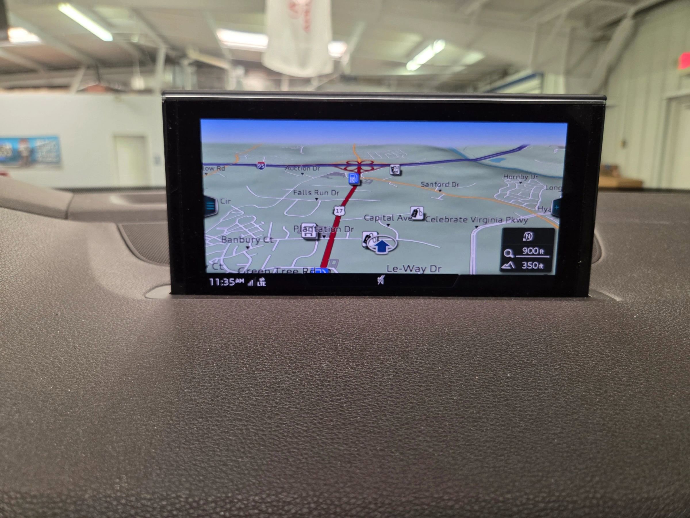 Used 2018 Audi Q7 3.0T Prestige image 32