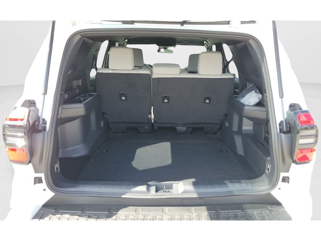 New 2026 Toyota 4Runner SR5 RWD image 9