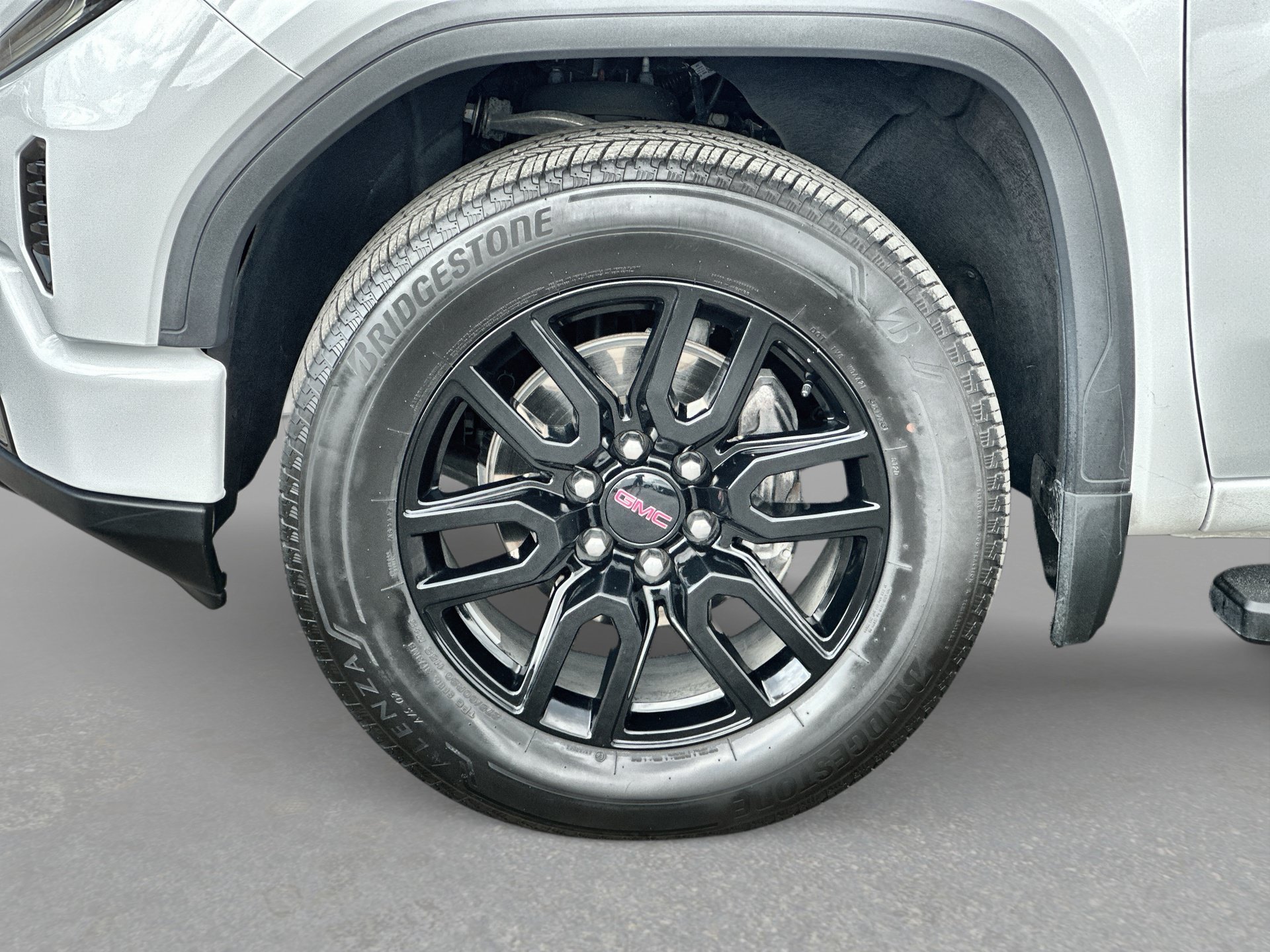 Certified 2024 GMC Sierra 1500 Elevation AWD/4WD image 33