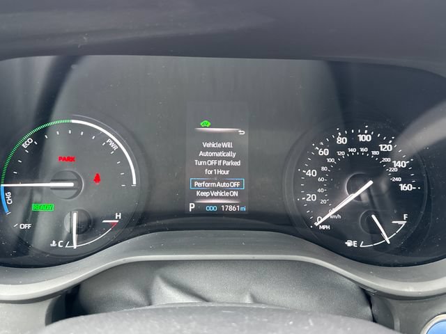 Used 2024 Toyota Sienna XSE w/ XSE Plus Package FWD image 25