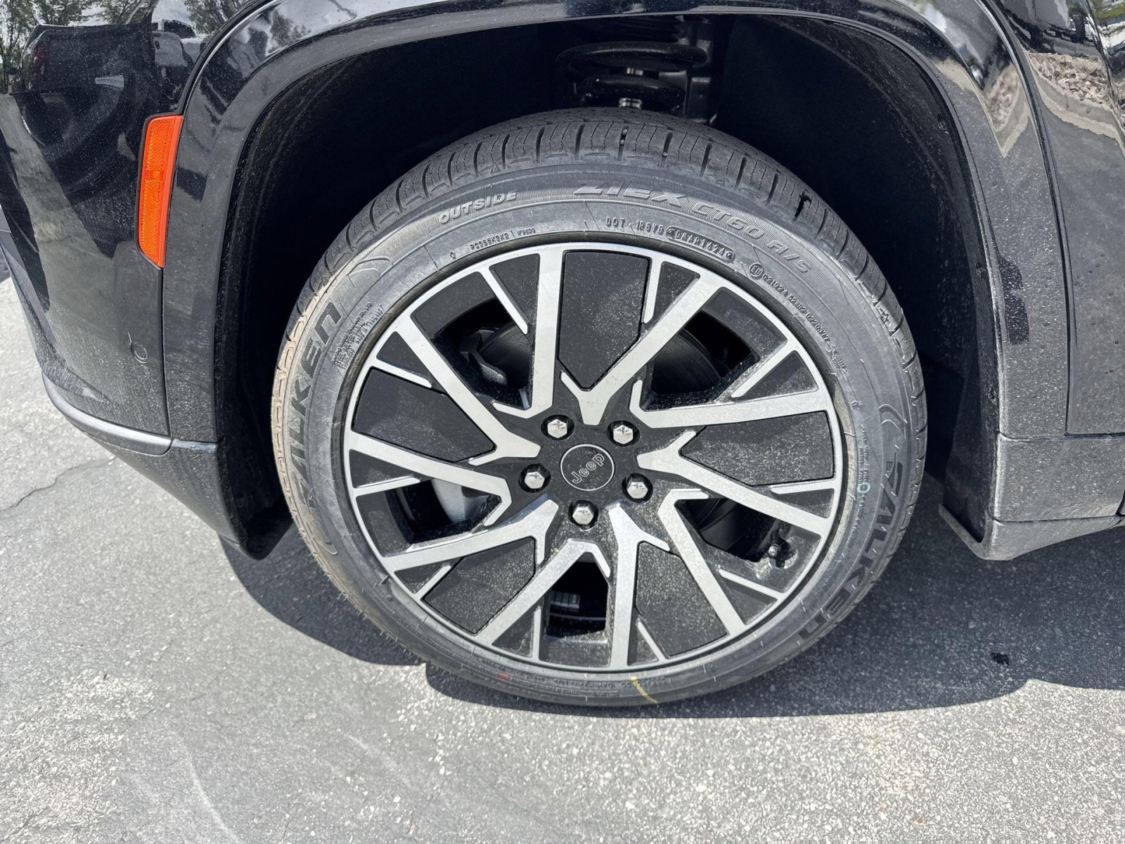 New 2025 Jeep Wagoneer S Limited image 16