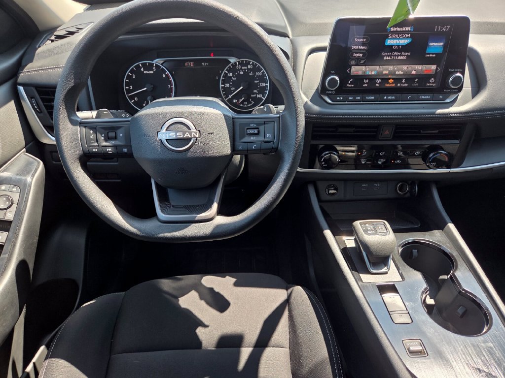 Used 2026 Nissan Rogue S FWD image 22