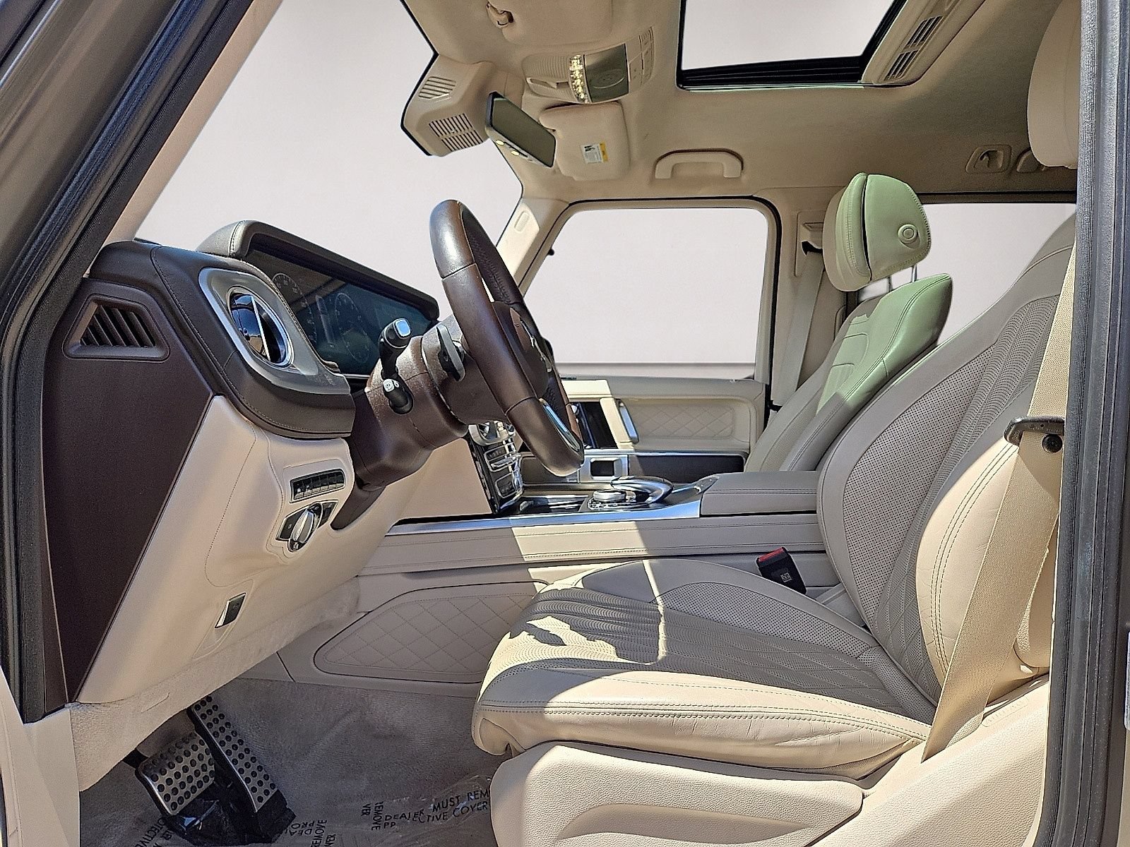 Used 2023 Mercedes-Benz G 550 image 23