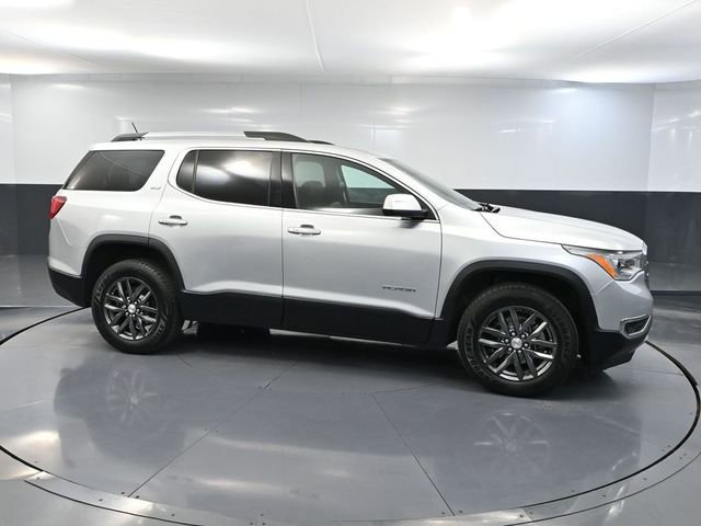 Used 2017 GMC Acadia SLT AWD/4WD image 3