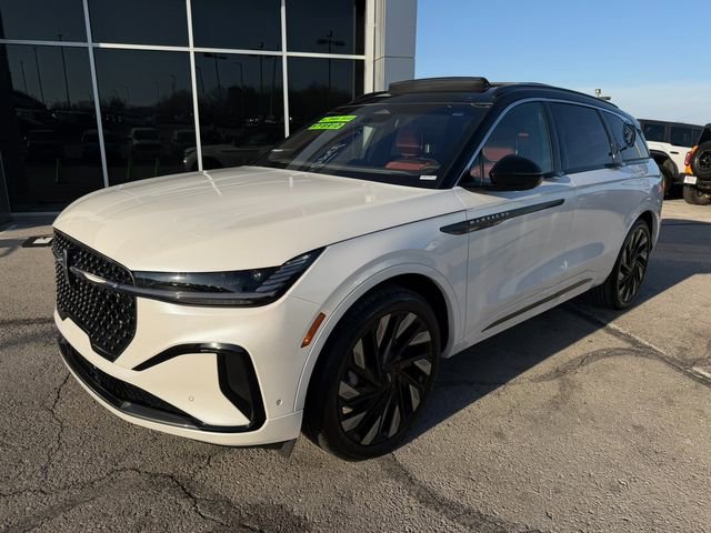 Used 2024 Lincoln Nautilus Black Label w/ Jet Appearance Package (87T) image 3