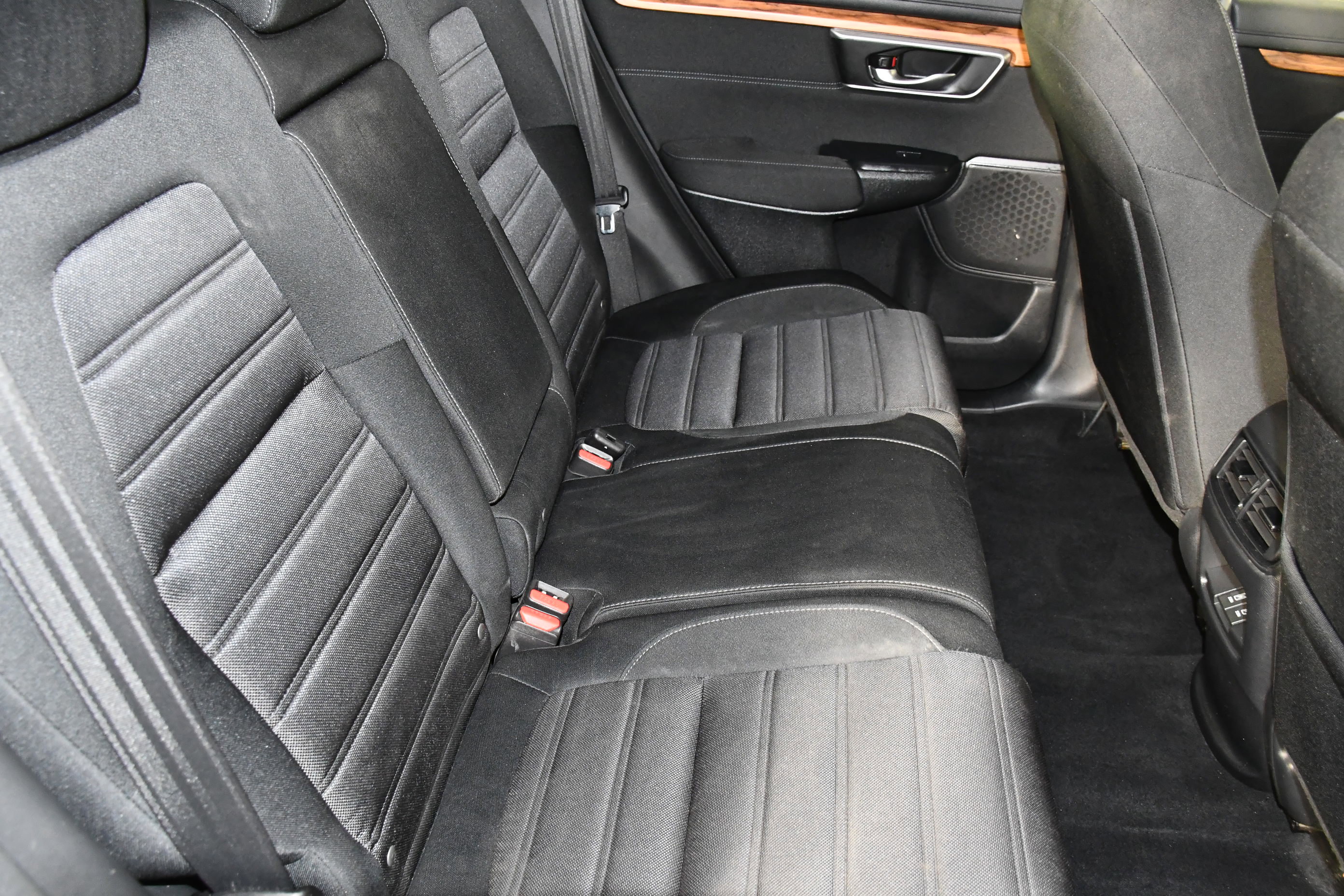 Used 2019 Honda CR-V EX image 45