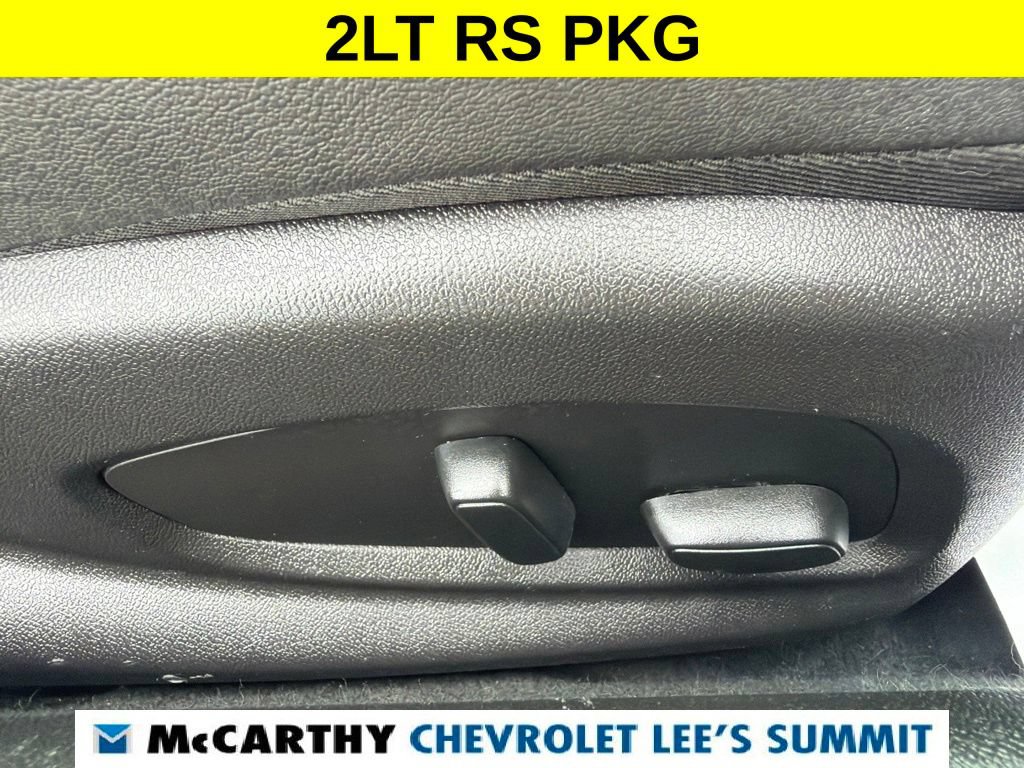Used 2017 Chevrolet Camaro LT RWD image 33
