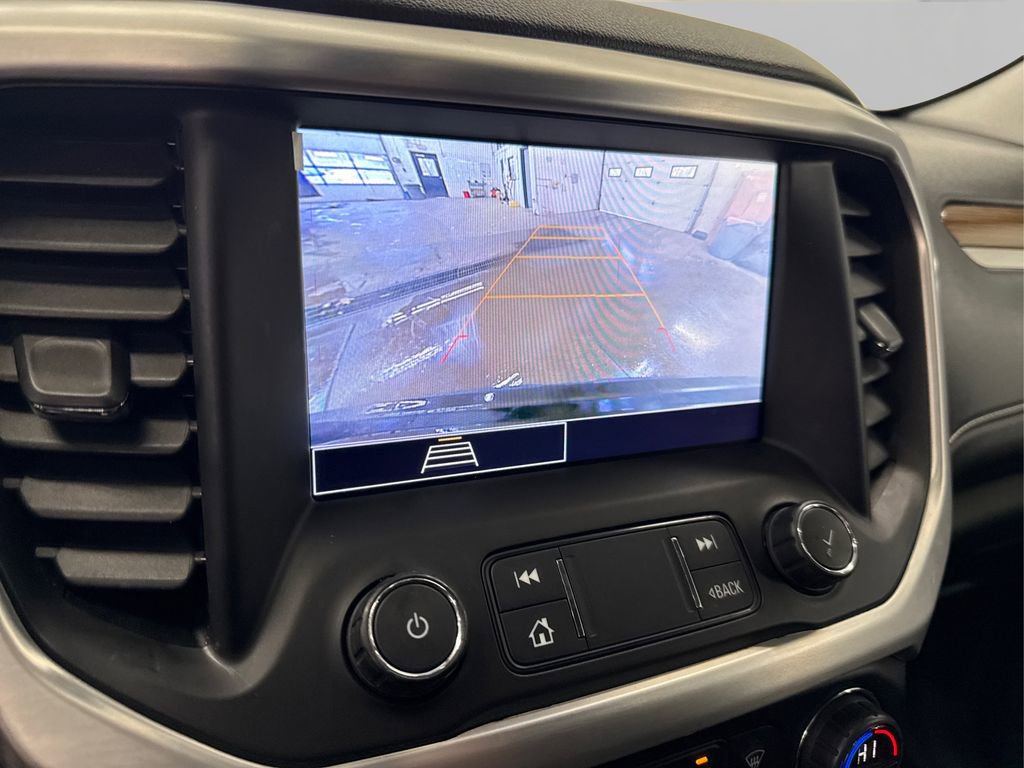 Used 2021 GMC Acadia SLE w/ Driver Convenience Package image 29