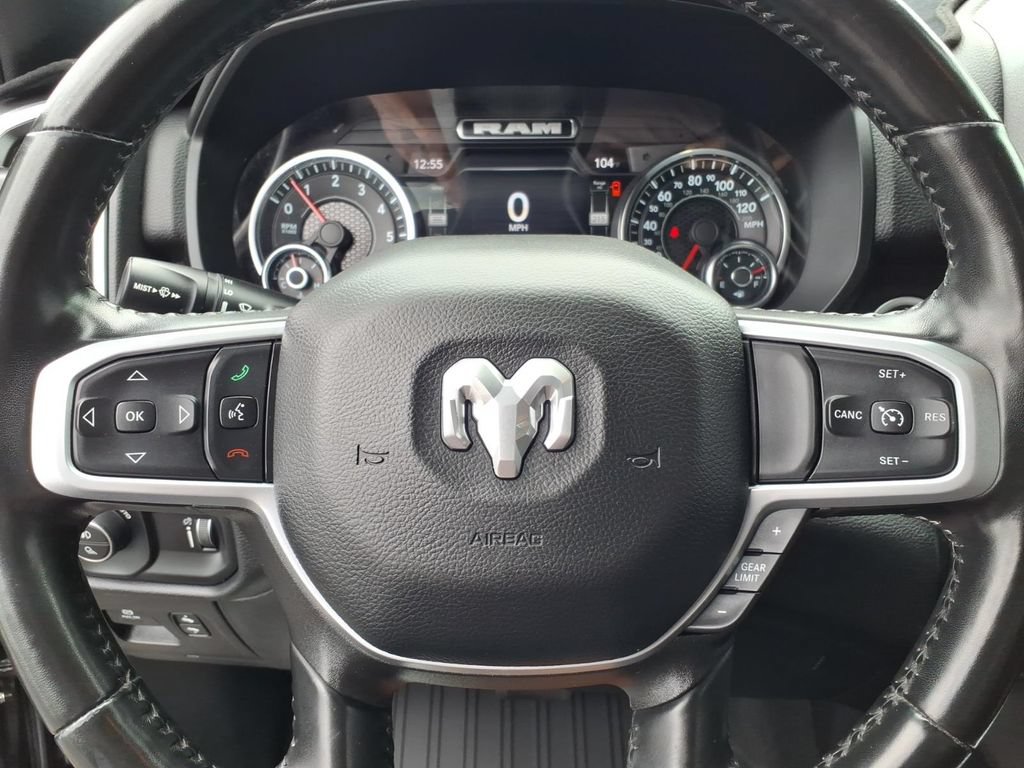 Used 2022 RAM 1500 Big Horn AWD/4WD image 5
