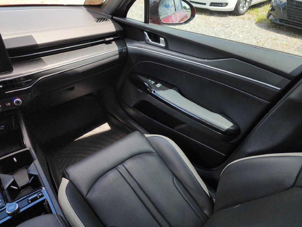 Certified 2025 Kia K5 GT-Line w/ GT-Line Premium Package FWD image 18