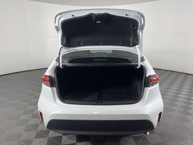 Used 2023 Toyota Corolla LE w/ LE Convenience Package FWD image 45