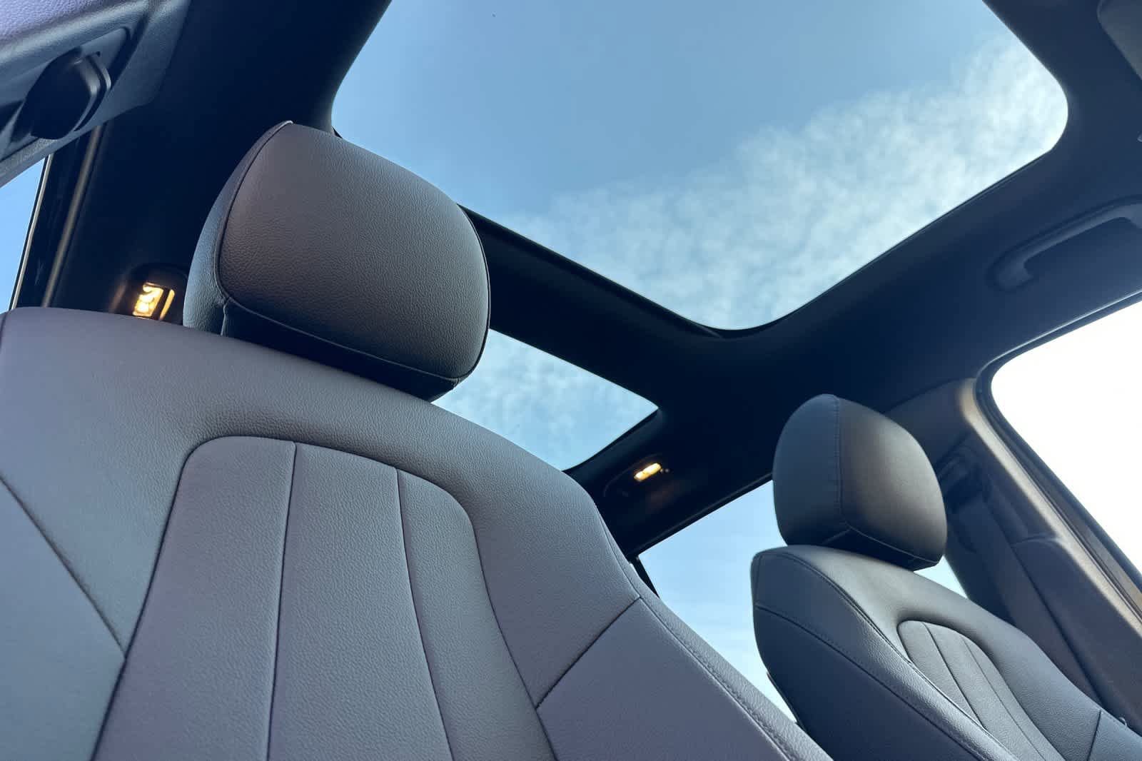New 2026 Mercedes-Benz GLB 250 image 16