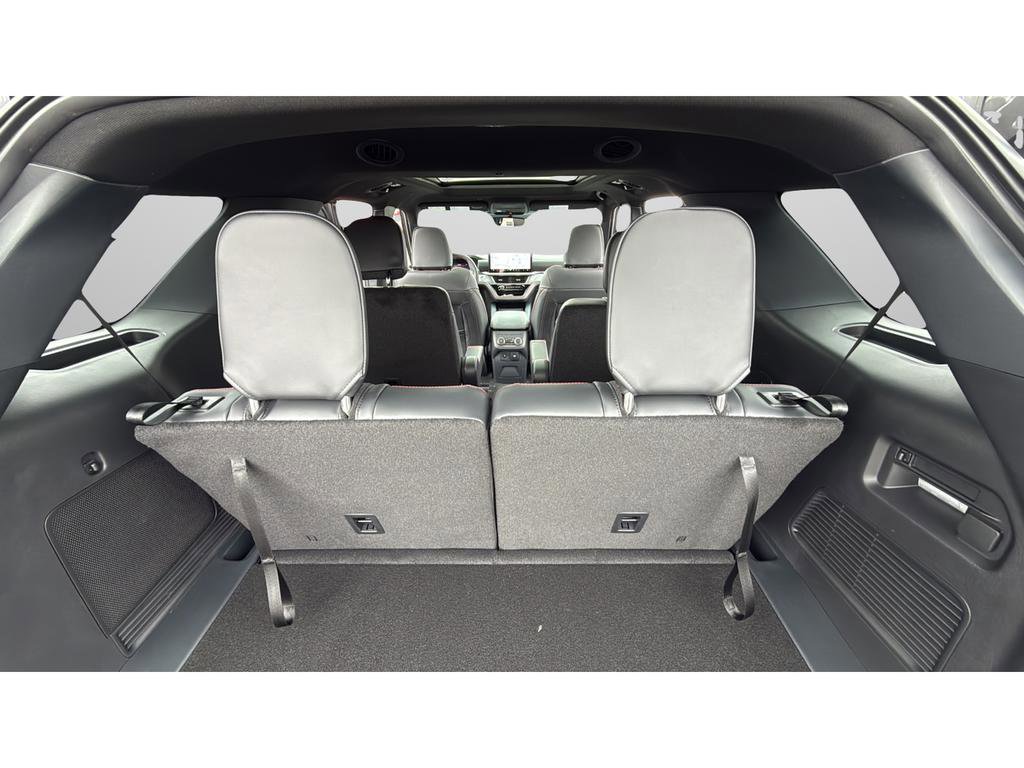 New 2026 Ford Explorer ST-Line w/ ST-Line Street Pack image 43