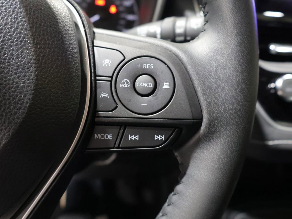 Used 2023 Toyota Corolla SE FWD image 34