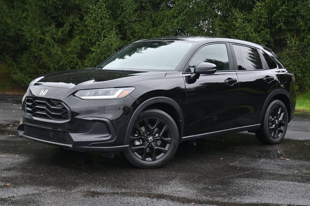 Used 2025 Honda HR-V Sport image 17