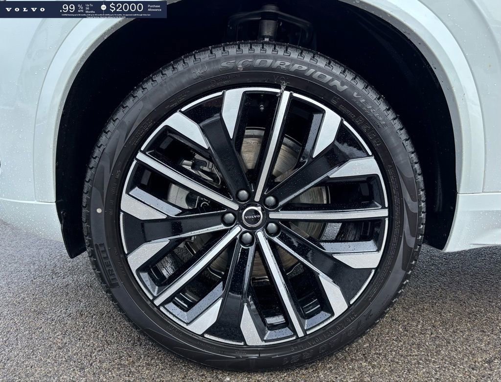 New 2026 Volvo XC90 B5 Core w/ Protection Package image 9