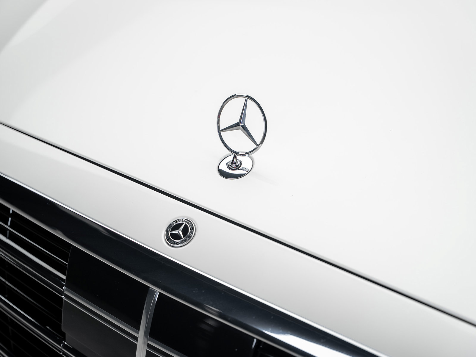 Used 2023 Mercedes-Benz S 580e 4MATIC Sedan image 5