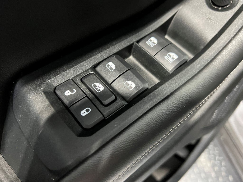 Certified 2024 Jeep Grand Cherokee L Altitude image 29