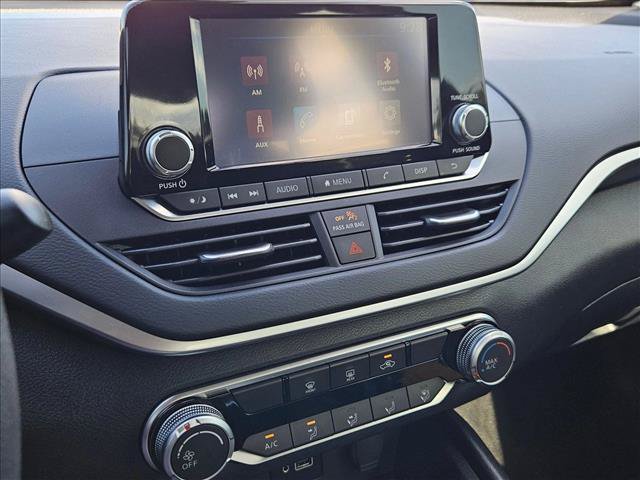 Used 2022 Nissan Altima 2.5 S FWD image 8
