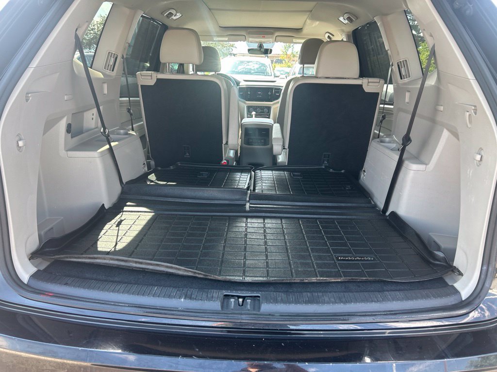 Used 2023 Volkswagen Atlas SE FWD image 16