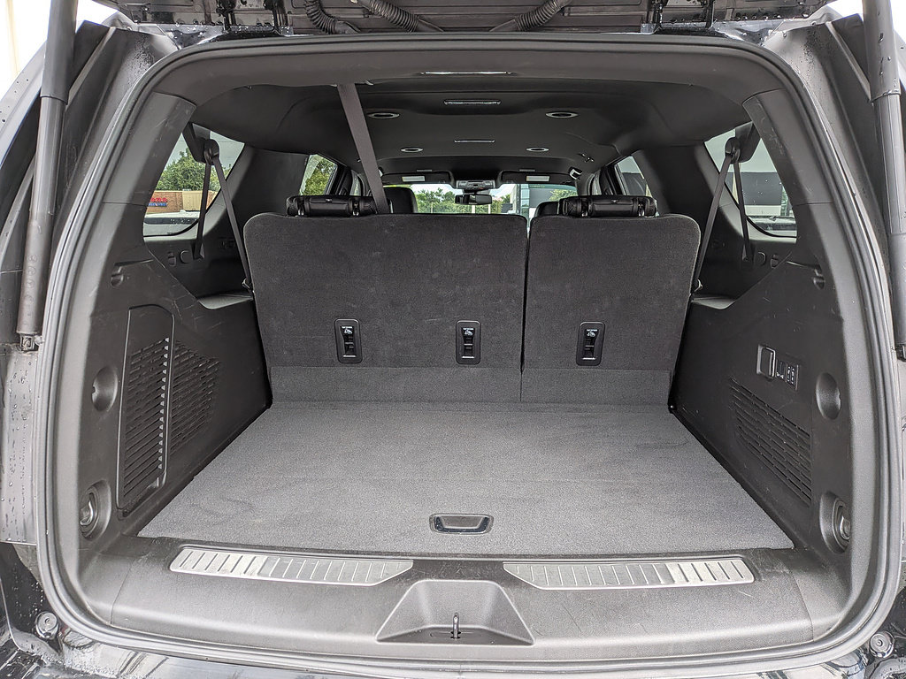 Certified 2025 GMC Yukon XL Denali AWD/4WD image 12