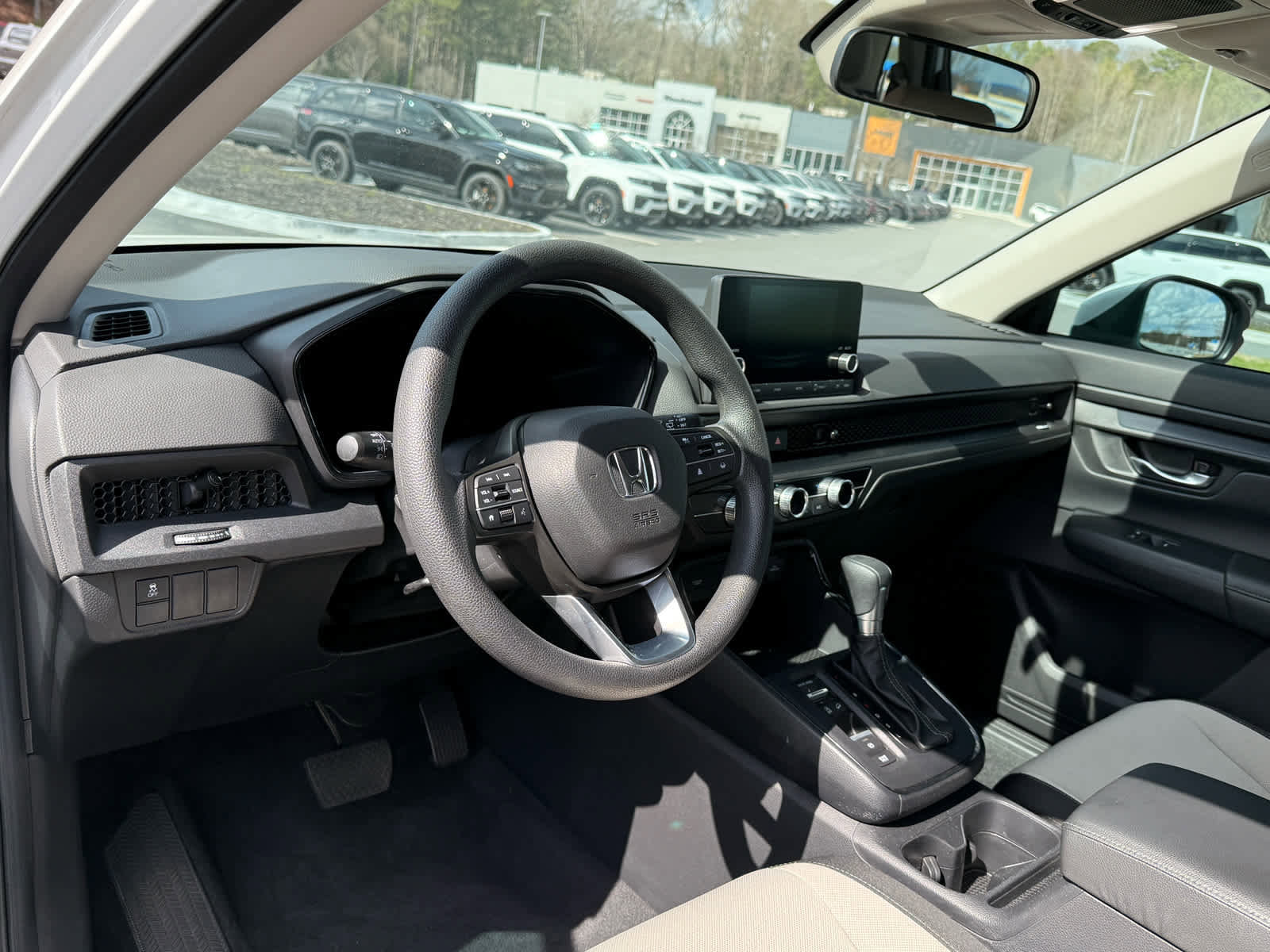 Used 2023 Honda CR-V LX image 15