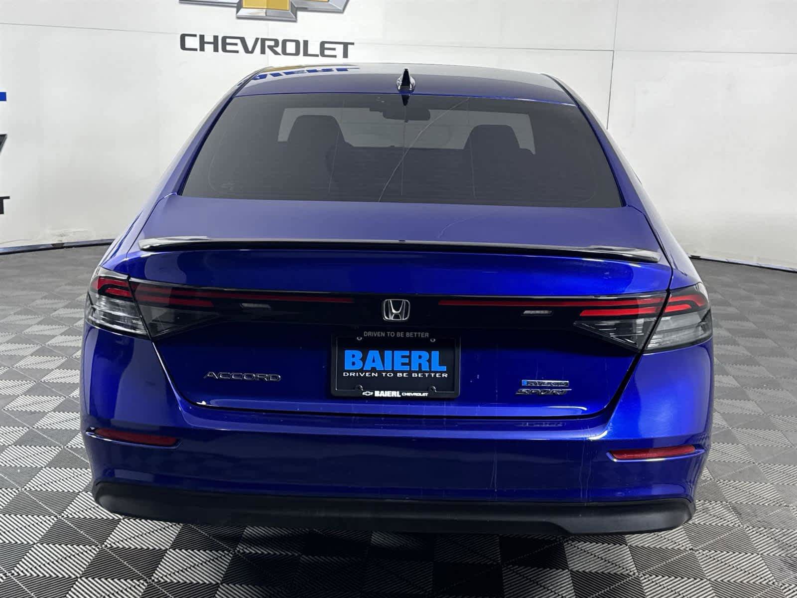 Used 2023 Honda Accord Sport image 4