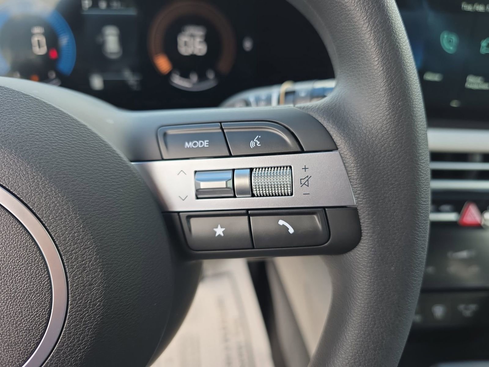 New 2026 Hyundai Tucson SEL image 7