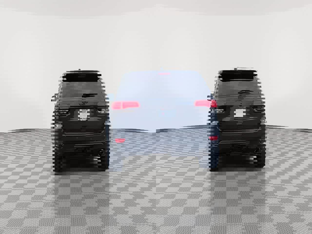 Used 2017 Jeep Grand Cherokee Altitude image 7