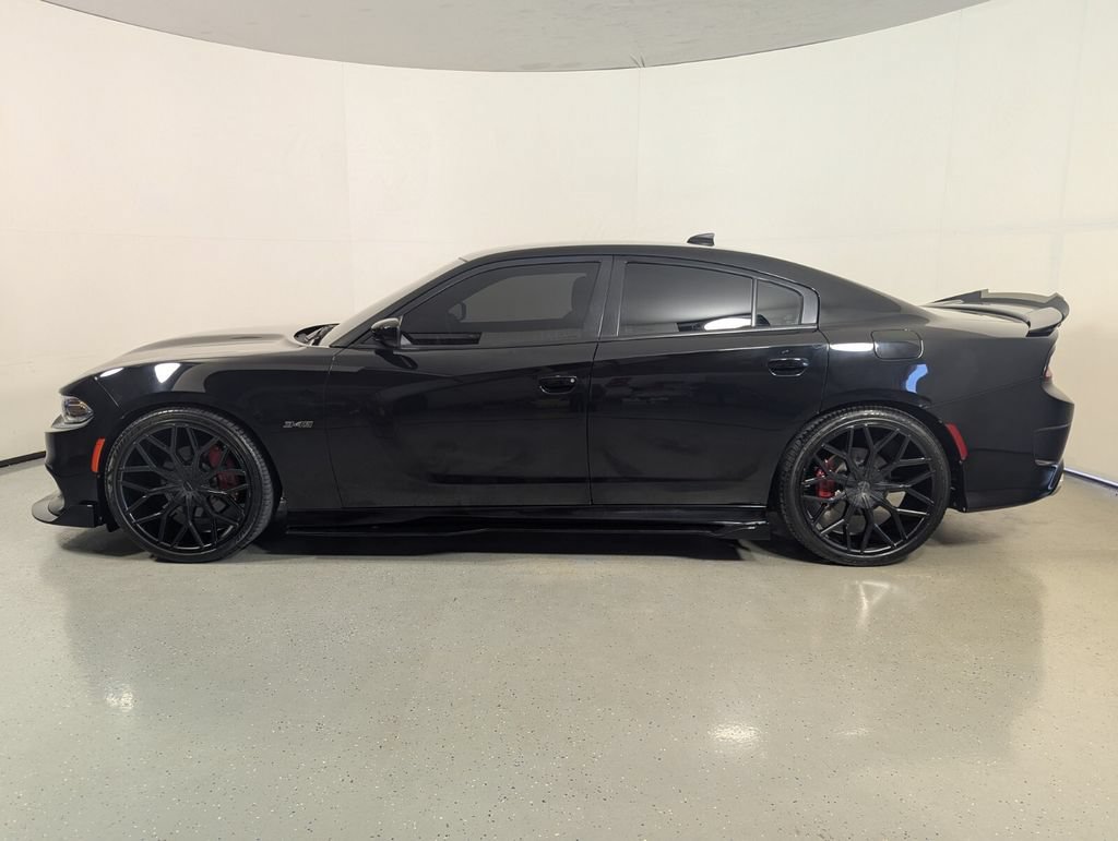 Used 2023 Dodge Charger R/T RWD image 4