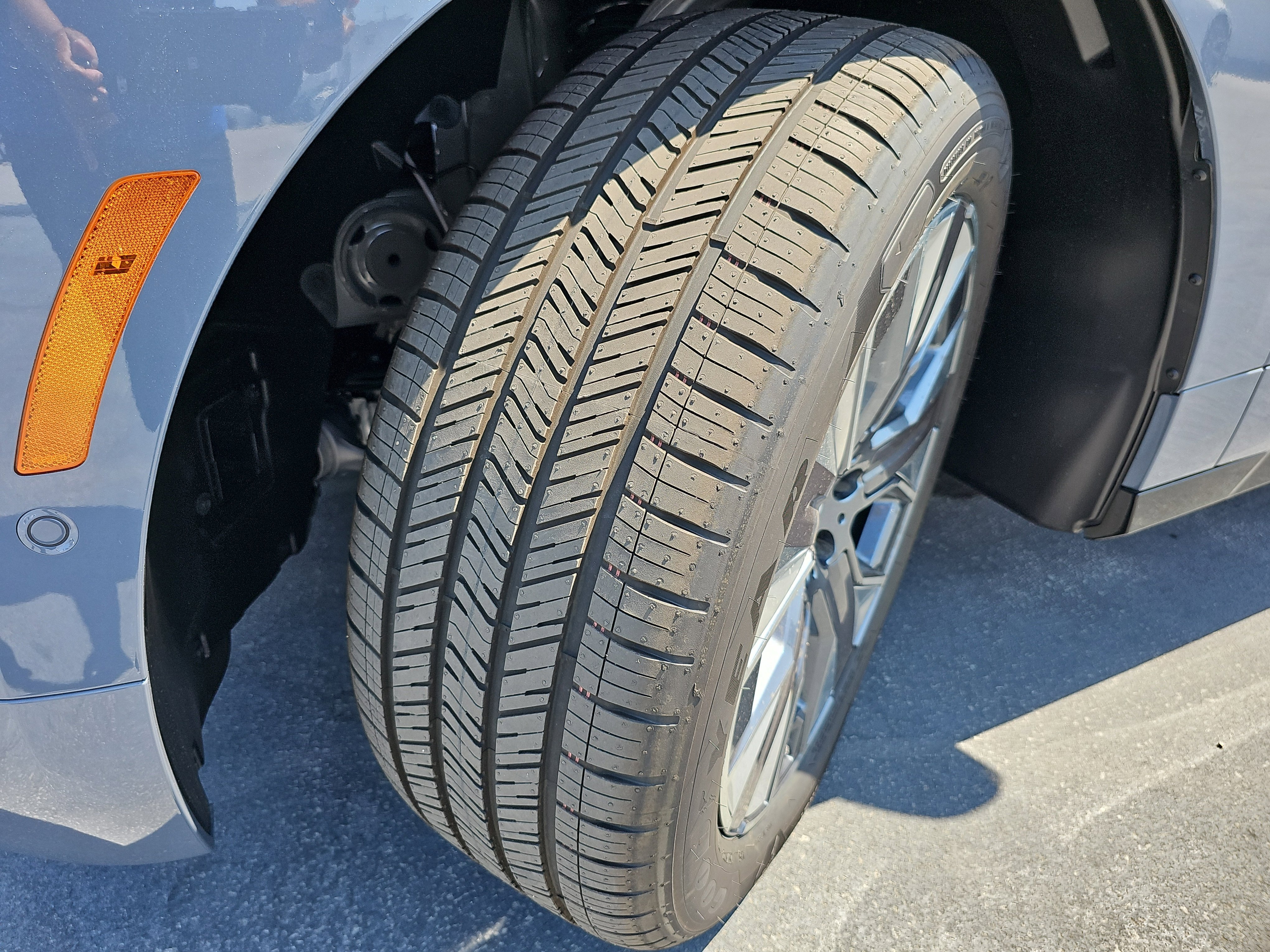 New 2026 BMW iX xDrive60 w/ Premium Package image 32