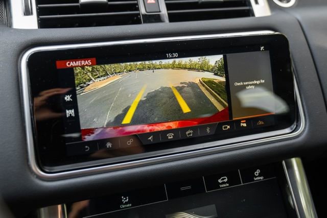 Used 2019 Land Rover Range Rover Sport SE image 34