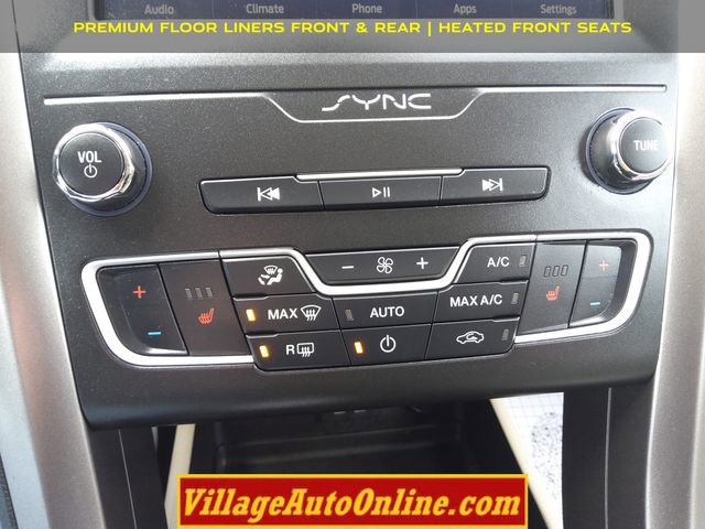 Used 2020 Ford Fusion SE image 20