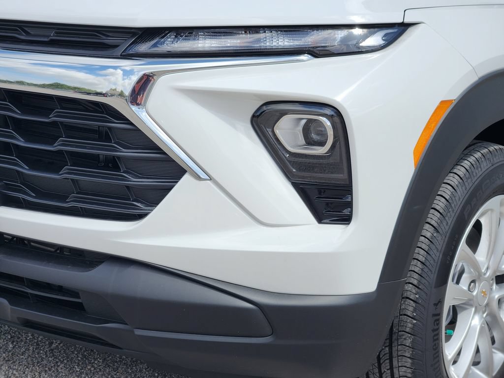 New 2026 Chevrolet TrailBlazer LS w/ LS Convenience Package FWD image 6