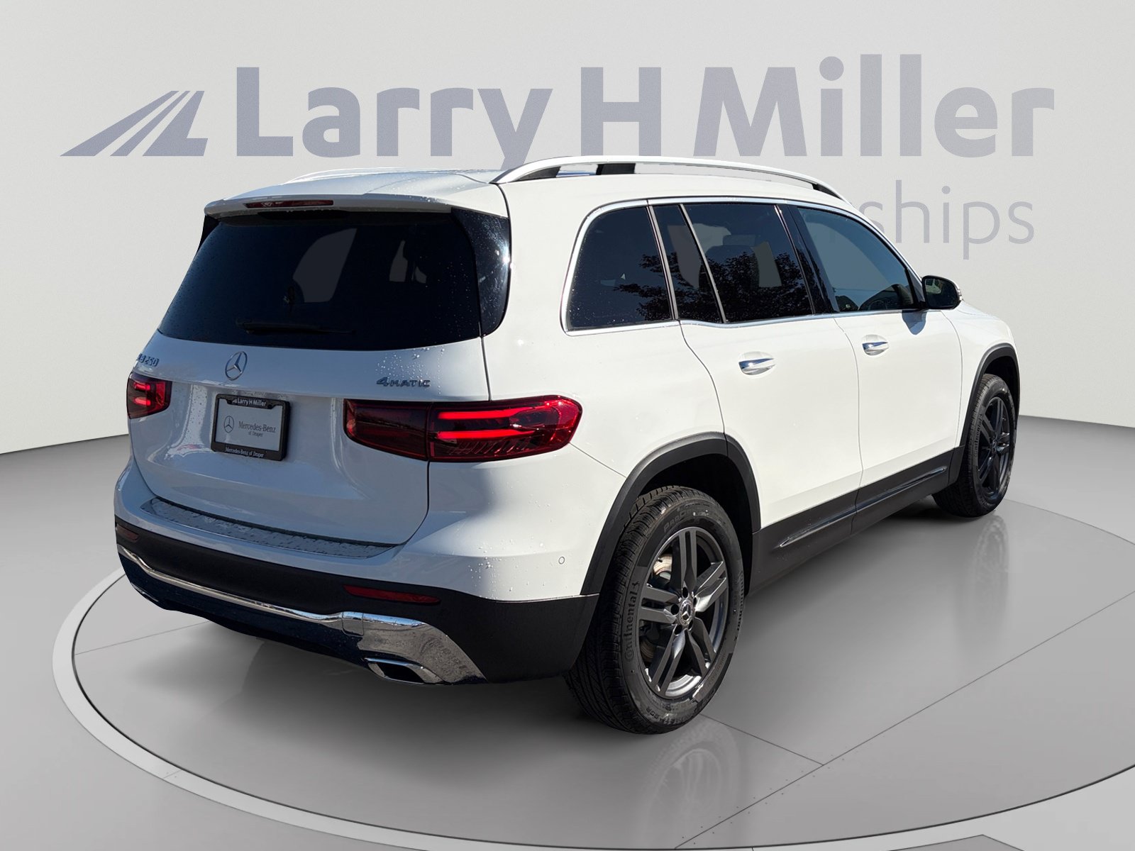 New 2026 Mercedes-Benz GLB 250 4MATIC image 5