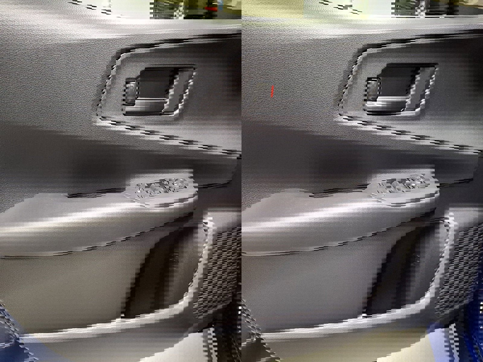 New 2026 Toyota Prius SE image 8