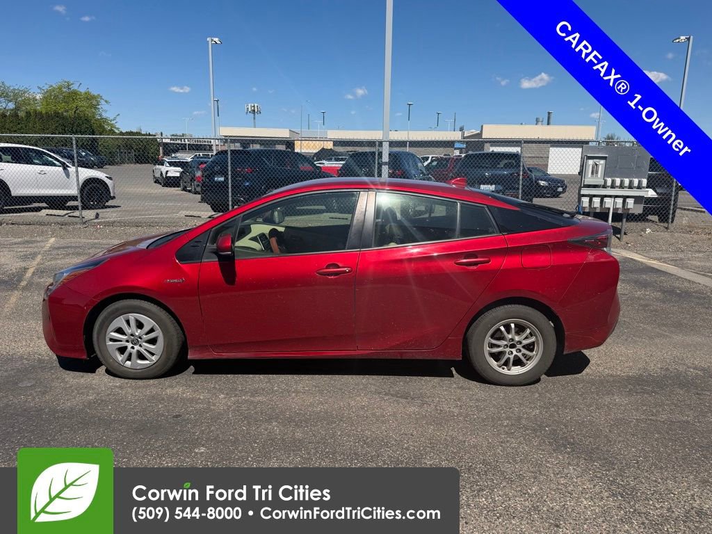 Used 2016 Toyota Prius Two FWD image 7