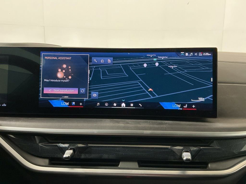 Certified 2025 BMW X7 xDrive40i w/ M Sport Package AWD/4WD image 17