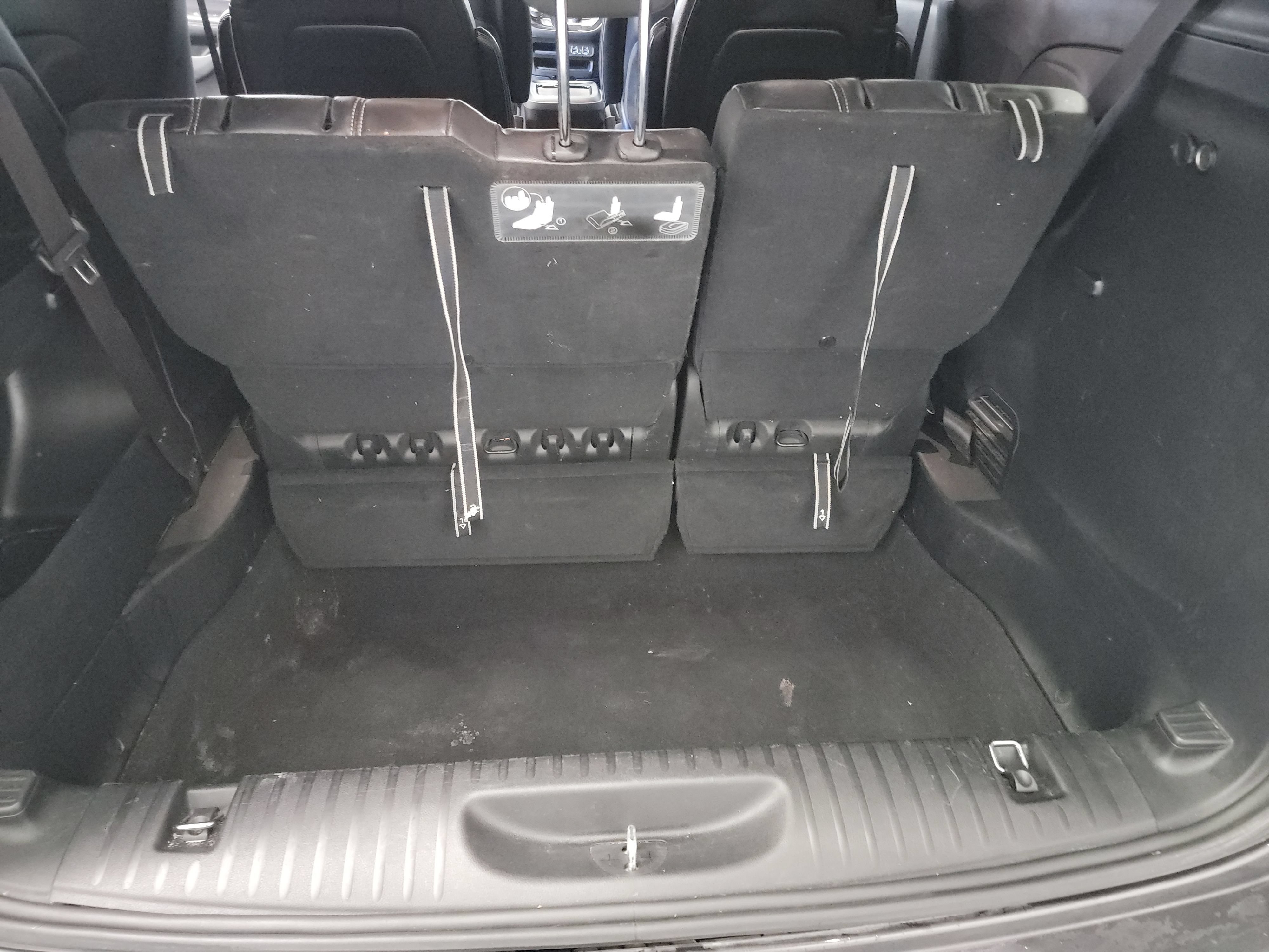 Used 2021 Chrysler Pacifica Touring-L w/ S Appearance Package FWD image 25