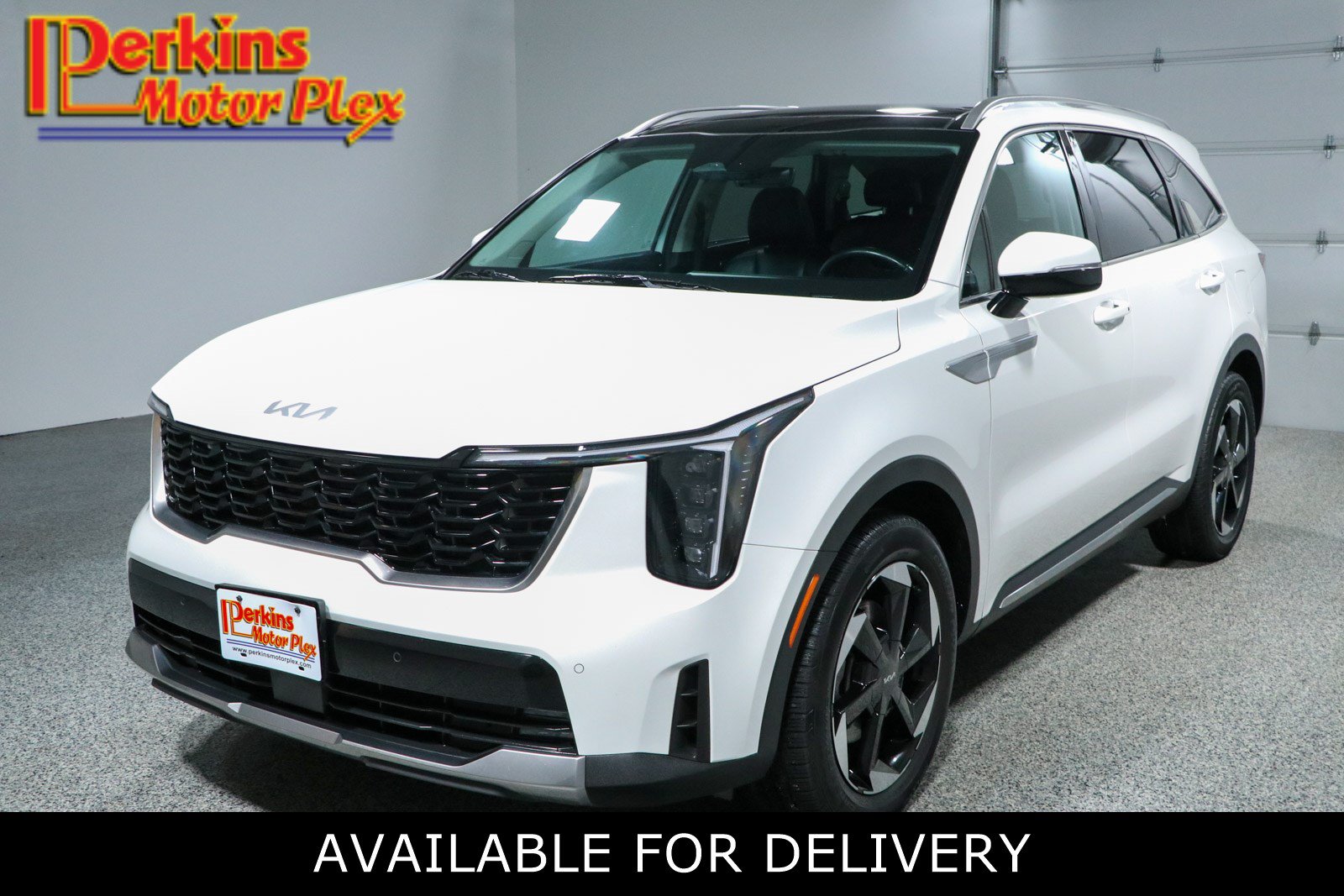 Used 2025 Kia Sorento EX w/ EX Panoramic Sunroof Package