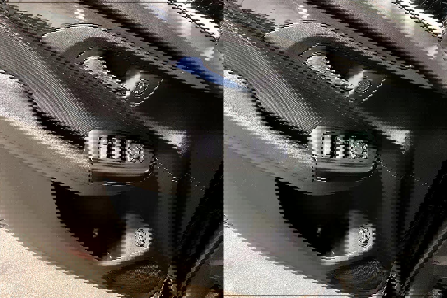 Used 2021 Chevrolet TrailBlazer RS w/ Sun and Liftgate Package AWD/4WD image 36