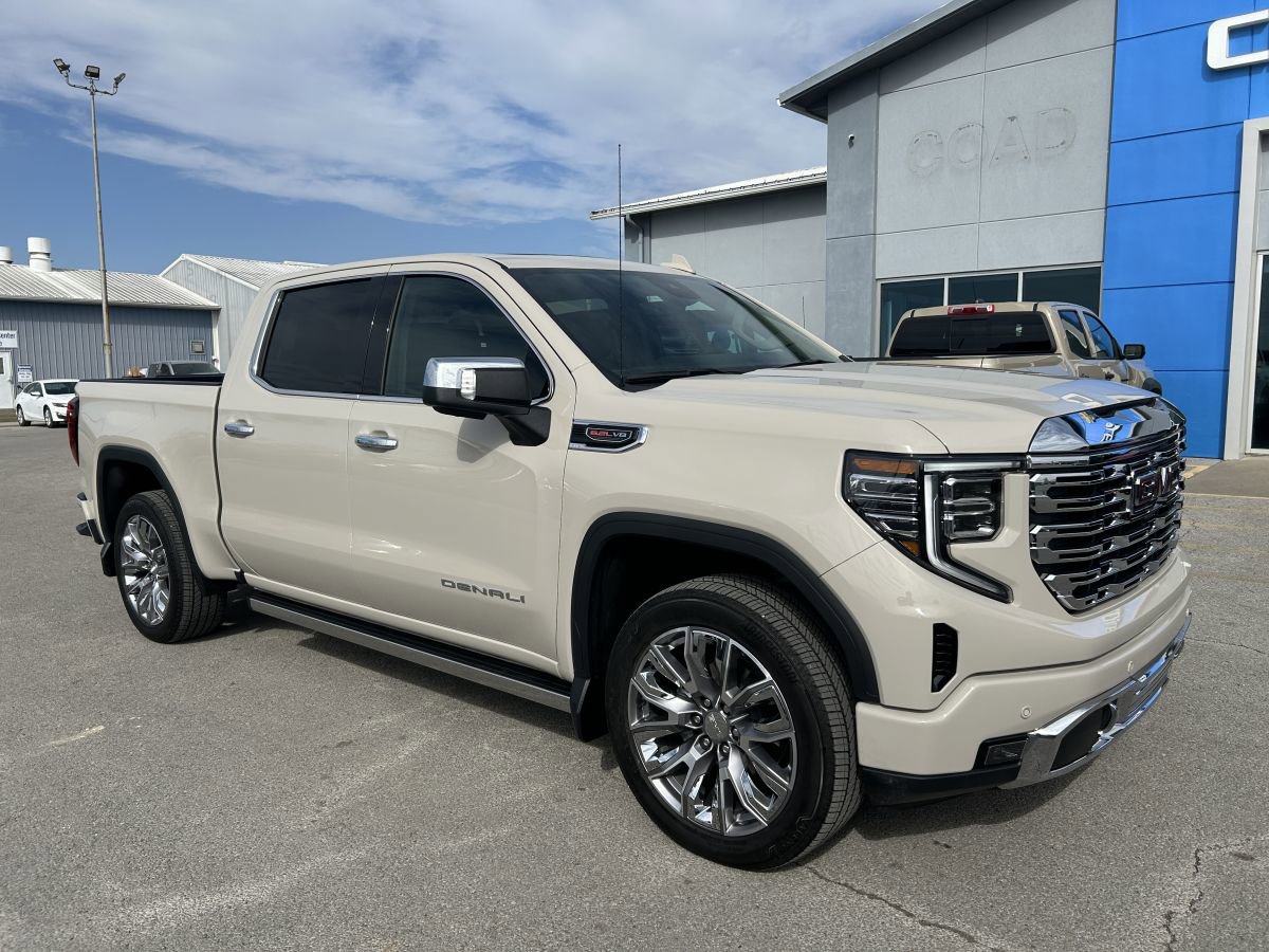 Used 2026 GMC Sierra 1500 Denali w/ Denali Reserve Package image 1